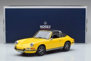 Porsche 911 E Targa Norev 1:18 187643 Metal - imaginea 7 din 7