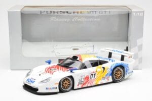 Porsche 911 GT1 #1 A. McNish / R. Sullivan / U. Alzen Rohr Motorsport Daytona 24 Hours 1998 UT Models 1:18 39611 Metal - imaginea 6 din 6