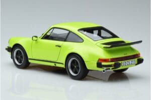 Porsche 911 930 Turbo 3.0 Verde Deschis Norev 1:18 187666 Metal - imaginea 6 din 7