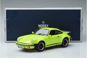 Porsche 911 930 Turbo 3.0 Verde Deschis Norev 1:18 187666 Metal - imaginea 7 din 7