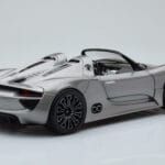 Porsche 918 Spyder Prototip Gri Metalizat Minichamps 1:18 - image 3 of 7