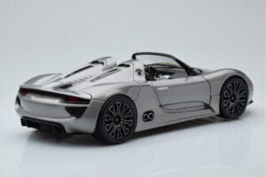 Porsche 918 Spyder Prototip Gri Metalizat Minichamps 1:18 110060030 Metal - imaginea 3 din 7