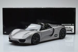 Porsche 918 Spyder Prototip Gri Metalizat Minichamps 1:18 110060030 Metal - imaginea 7 din 7