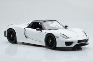 Porsche 918 Spyder Weissach Package Alb Cu Jante Negre Minichamps 1:18 113062443 Metal - imaginea 7 din 9