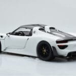 Porsche 918 Spyder Weissach Package Alb Cu Jante Negre Minichamps 1:18 - image 8 of 9