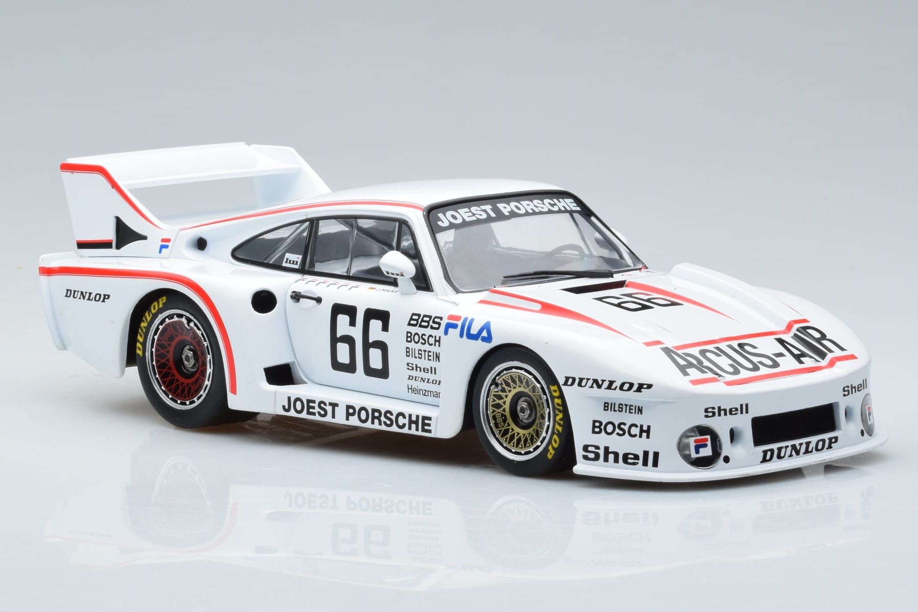 Porsche 935J #66 J. Mass Joest Racing Nurburgring DRM 1981 MCG 1:18 MCG18805R Metal - imaginea 4 din 6
