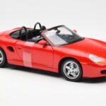 Porsche Boxster 986 Roșu UT Models 1:18 - image 4 of 6