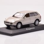 Porsche Cayenne 9PA Bej Minichamps 1:43 - image 2 of 4