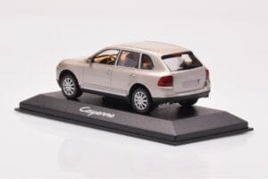 Porsche Cayenne 9PA Bej Minichamps 1:43 WAPC2000513 Metal - imaginea 3 din 4