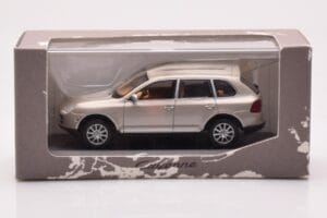 Porsche Cayenne 9PA Bej Minichamps 1:43 WAPC2000513 Metal - imaginea 4 din 4