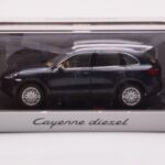 Porsche Cayenne 9PA Diesel Albastru Închis Minichamps 1:43 - image 4 of 4
