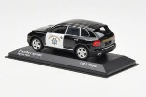 Porsche Cayenne 9PA Highway Patrol Minichamps 1:43 400066291 Metal - imaginea 3 din 4