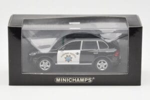 Porsche Cayenne 9PA Highway Patrol Minichamps 1:43 400066291 Metal - imaginea 4 din 4