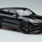 Porsche Cayenne E3 S Coupe Minichamps 1:18 187673 Metal - image 4 of 6