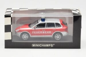 Porsche Cayenne S Feuerwehr Minichamps 1:43 WAPC02060116 Metal - imaginea 4 din 4