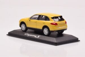 Porsche Cayenne 92A Galben Nisip Minichamps 1:43 WAP0200060B Metal - imaginea 3 din 4