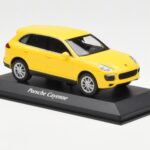 Porsche Cayenne 92A Galben MaxiChamps 1:43 - image 3 of 4