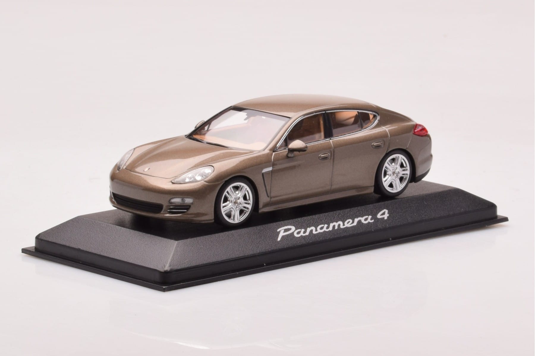 Porsche Panamera 970 4 Bej Metalic Minichamps 1:43 WAP02000319 Metal - imaginea 2 din 4