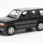Range Rover P38 4.6 HSE Negru Metalic AUTOart 1:18