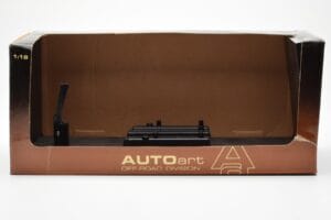 Range Rover P38 4.6 HSE Negru Metalic AUTOart 1:18 70017 Metal - imaginea 3 din 9