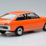 Renault 15 TL Portocaliu Norev 1:18 - image 2 of 6