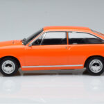 Renault 15 TL Portocaliu Norev 1:18 - image 3 of 6