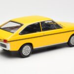 Renault 15 TL Galben Negru Norev 1:18 185351 - image 2 of 6