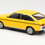 Renault 15 TL Galben Negru Norev 1:18 185351 - image 5 of 6