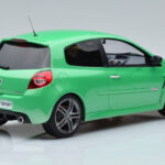 Renault Clio 3 RS Verde Otto 1:18 - image 2 of 6