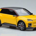 Renault E-Tech Electric Prototype Galben Otto 1:18 - image 4 of 6