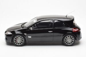 Renault Megane 2 RS Phase 2 Negru Otto 1:18 OT1054 Rășină - imaginea 3 din 6