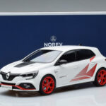 Renault Megane RS Trophy-R Mk4 Alb Norev 1:18 - image 6 of 6