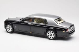 Rolls-Royce Phantom VII EWB Negru și Argintiu Kyosho 1:18 08841BKS Metal - imaginea 7 din 8
