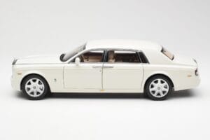 Rolls-Royce Phantom VII EWB English Alb Kyosho 1:18 08841EW2 Metal - imaginea 4 din 8
