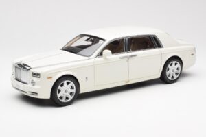 Rolls-Royce Phantom VII EWB English Alb Kyosho 1:18 08841EW2