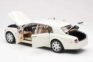 Rolls-Royce Phantom VII EWB English Alb Kyosho 1:18 08841EW2 Metal - imaginea 5 din 8