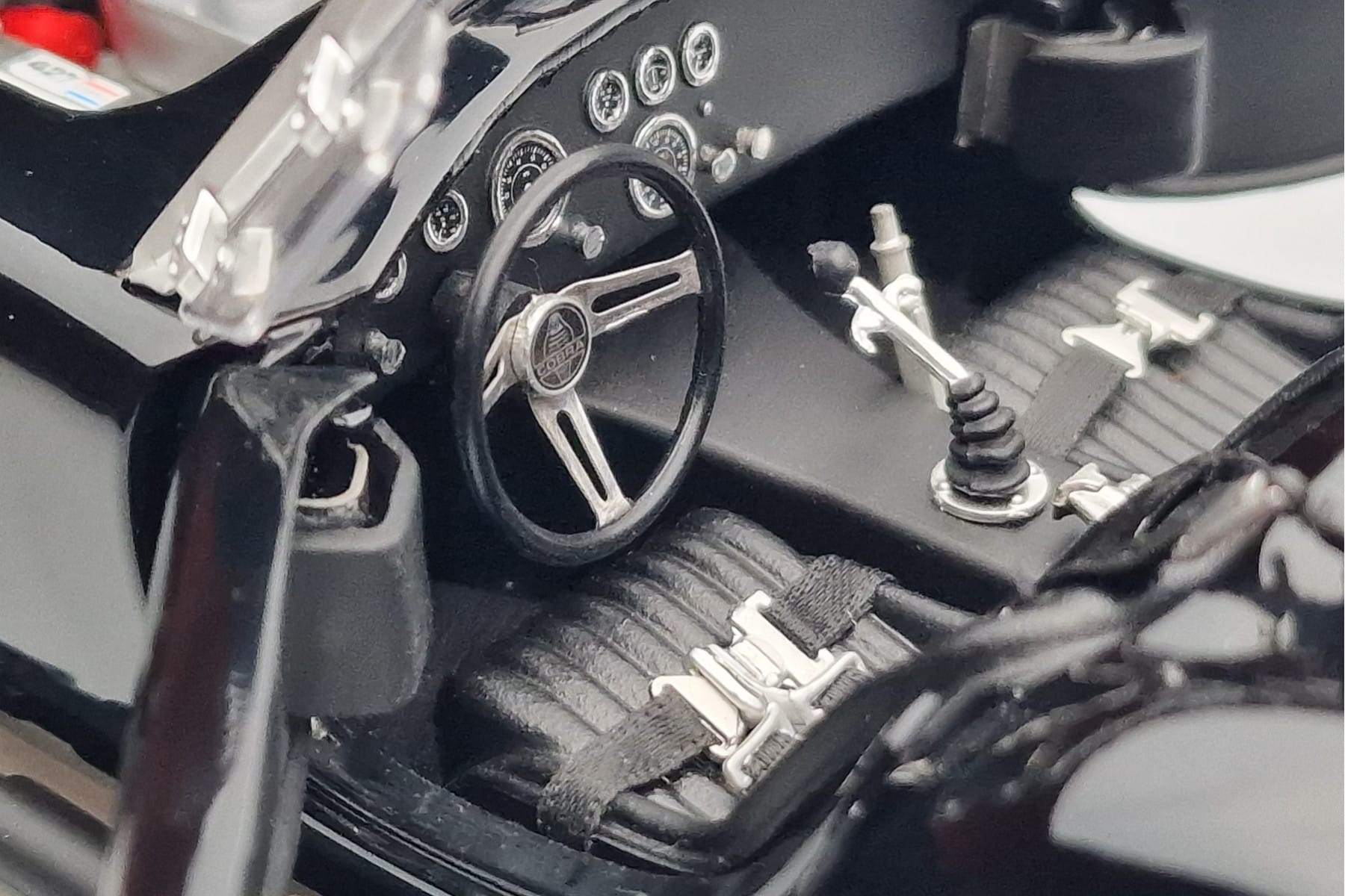 Shelby Cobra 427 S/C Negru Kyosho 1:18 08048BK Metal - imaginea 7 din 9