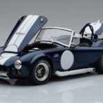 Shelby Cobra 427 S/C Albastru Închis Kyosho 1:18 - image 2 of 9