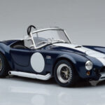 Shelby Cobra 427 S/C Albastru Închis Kyosho 1:18 - image 5 of 9