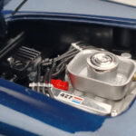 Shelby Cobra 427 S/C Albastru Închis Kyosho 1:18 - image 8 of 9