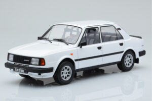 Skoda 130 L Alb IXO 1:18