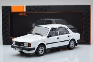 Skoda 130 L Alb IXO 1:18 18CMC158 Metal - imaginea 6 din 6
