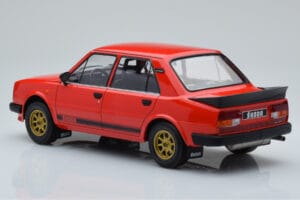Skoda 130 LR Roșu IXO 1:18 18CMC159 Metal - imaginea 5 din 6