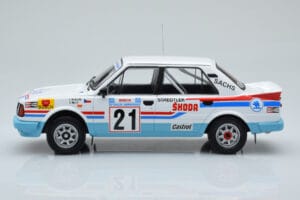 Skoda 130 LR #21 L. Krecek / B. Motl Rally Acropolis 1986 IXO 1:18 18RMC157A Metal - imaginea 3 din 6