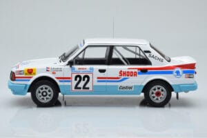 Skoda 130 LR #22 S. Kvaizar / J. Janecek Rally Acropolis 1986 IXO 1:18 18RMC157B Metal - imaginea 3 din 6