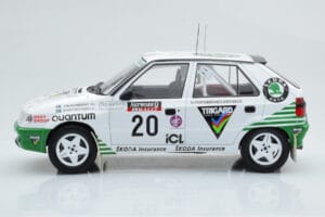 Skoda Felicia #20 S. Blomqvist / B. Cederberg Rally RAC Lombard 1995 IXO 1:18 18RMC147 Metal - imaginea 3 din 6