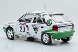 Skoda Felicia #20 S. Blomqvist / B. Cederberg Rally RAC Lombard 1995 IXO 1:18 18RMC147 Metal - imaginea 5 din 6