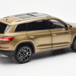 Skoda Kodiaq Auriu FAW 1:18 ZSX000001GOL - image 3 of 8