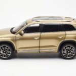 Skoda Kodiaq Auriu FAW 1:18 ZSX000001GOL - image 4 of 8