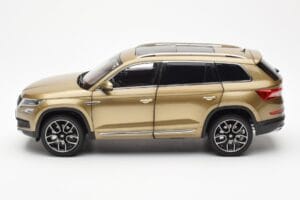 Skoda Kodiaq Auriu FAW 1:18 ZSX000001GOL Metal - imaginea 4 din 8